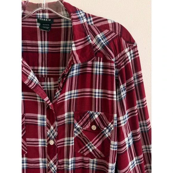 Torrid Womens Maroon Plaid Button Down Rayon Long Sleeve Flannel Shirt Plus 2X - Picture 4 of 5